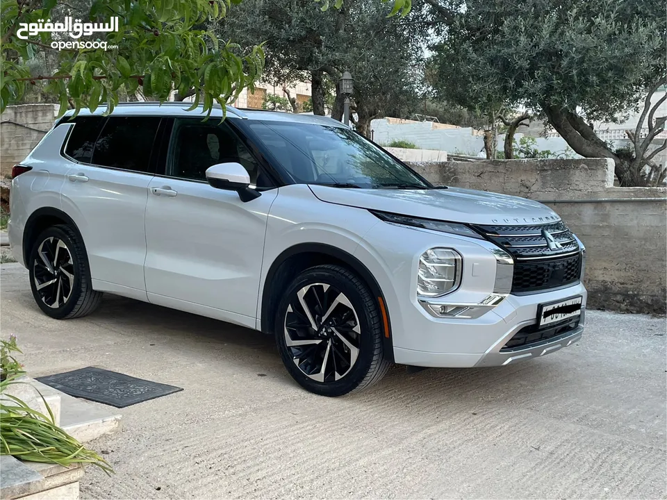 MITSUBISHI OUTLANDER  MONTERO SPORT