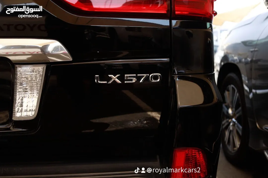 Lexus LX 570 2016 full option clean title
