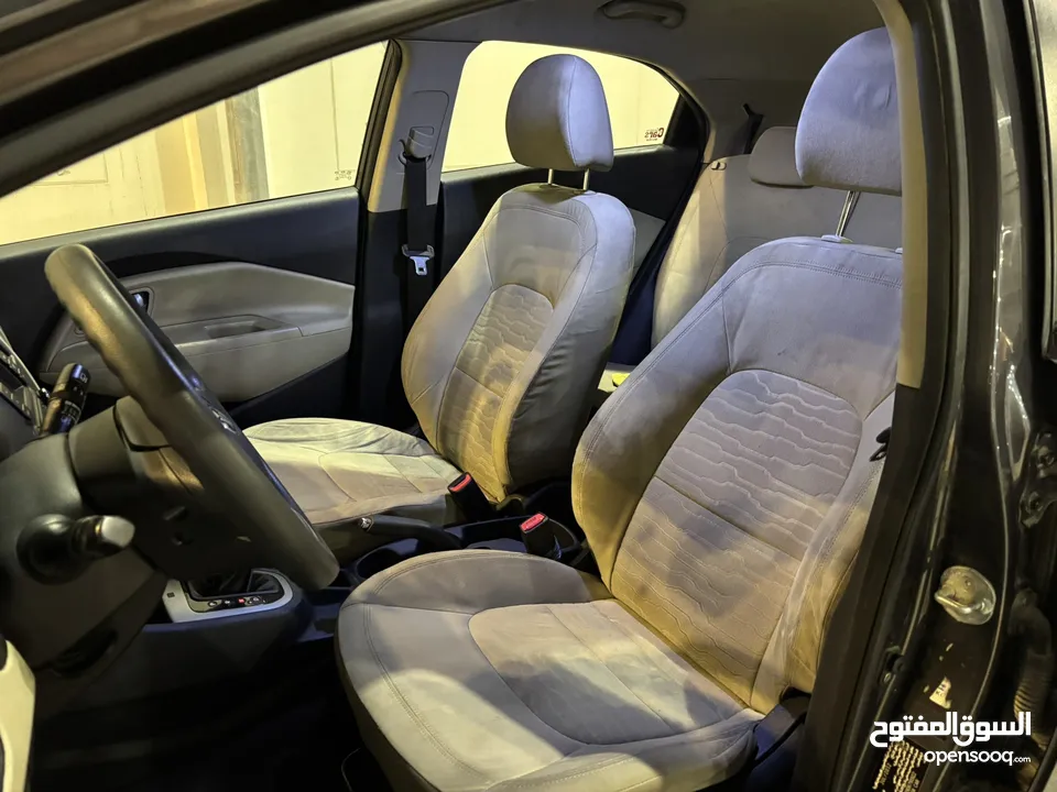 كيا ريو هاتش باك 2013