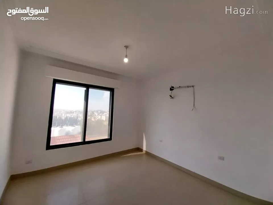 شقة مع روف  للبيع في دير غبار ( Property ID : 30038 )