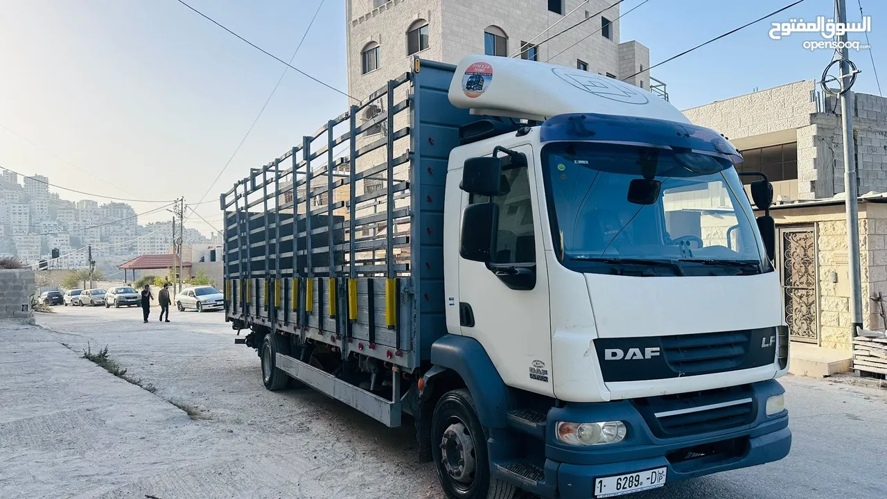 داف شصي طويل  2013  55-220 لون ابيض عاجي متوفر للبيع بسعر ممتاز  Daf Lf 55-220 شاحنه بوزن فارغ 8600