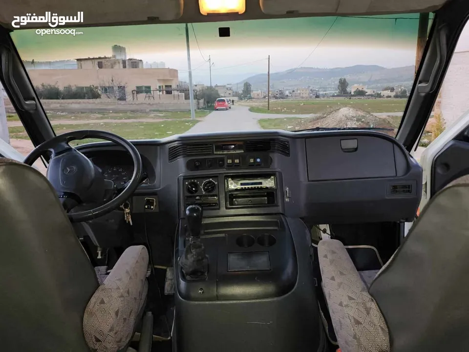 باص مرسيدس