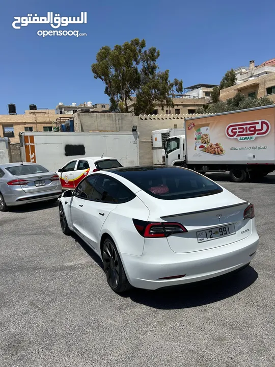 Tesla Model 3 Long Range DualMotor performance 2022 ....