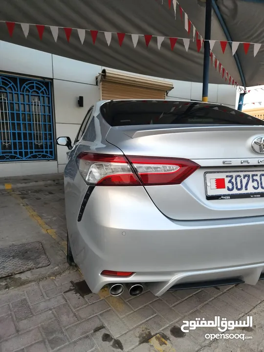 Toyota Camry SE V6 2018