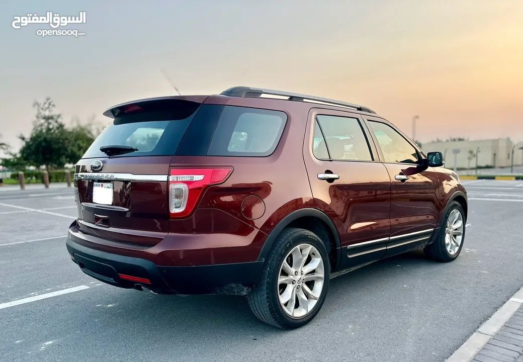 Ford Explorer 2015 XLT excellent condition