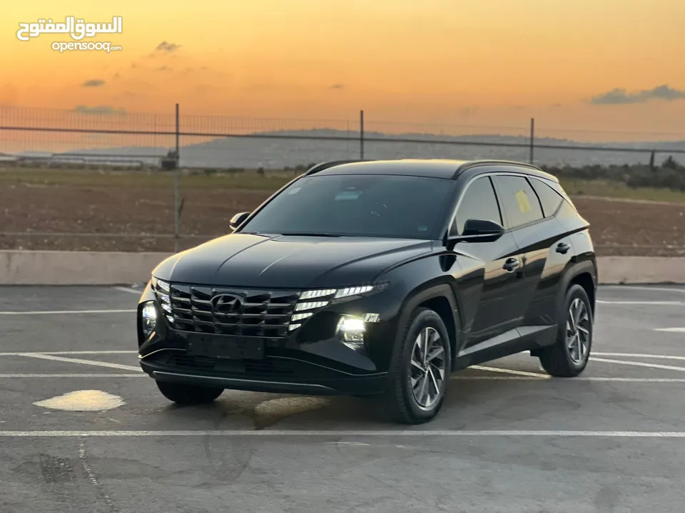 هونداي توسان/2022 فل الفل بدون فتحة سقف  2x4 ///240Hp بنزين + كهرباء  ( Haybrid) 1600cc