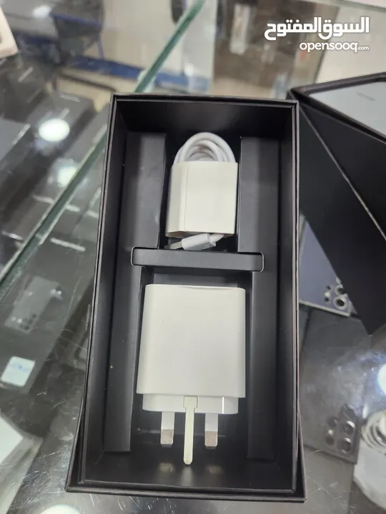 هونور ماجيك 7 برو  512GB كفالة الوكيل الرسمي بسعر مميز