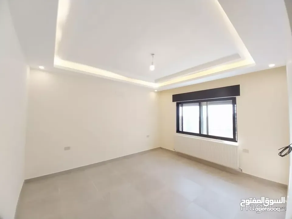 شقة فاخرة طابق تسوية مع ترس للبيع في خلدا ( Property ID : 30441 )