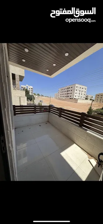 شقة جديدة غير مسكونة للبيع في طبربور مع مكيفات جداد و مطبخ راكب