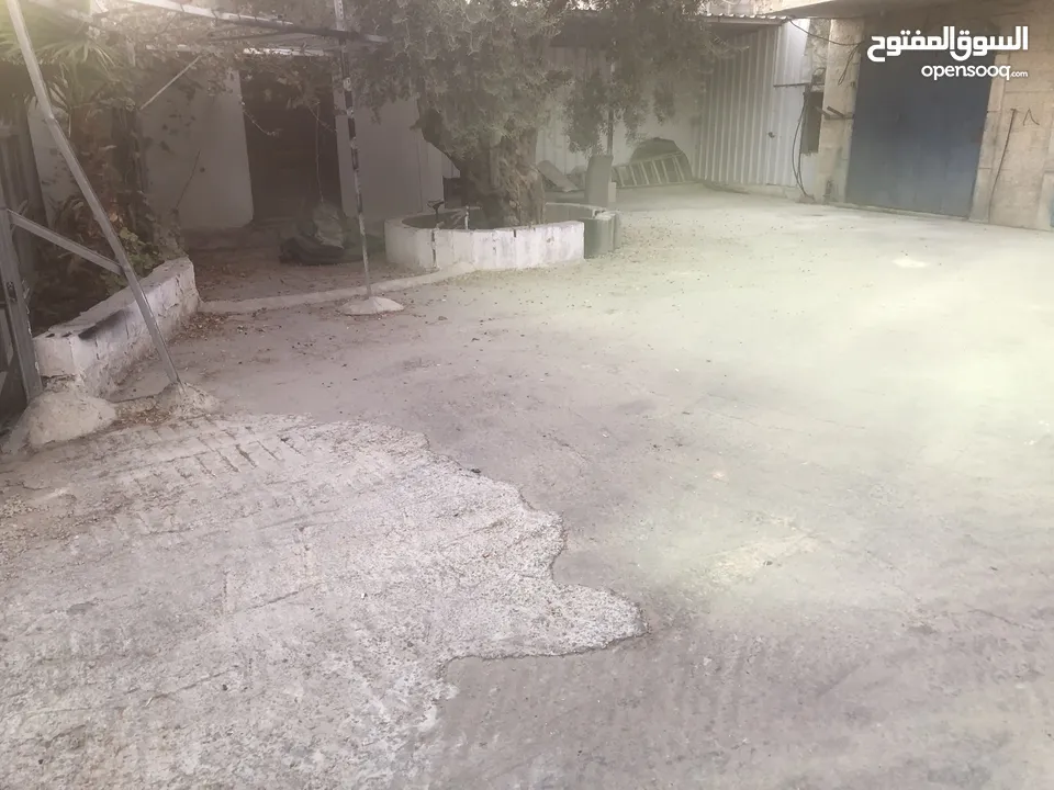 مخازن للإيجار