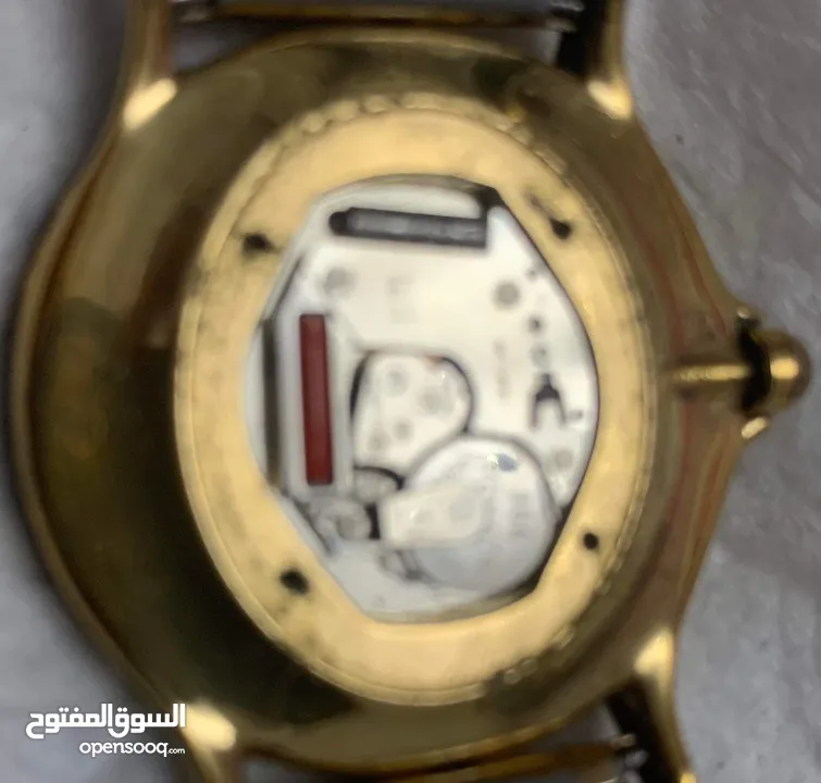 ساعة ماكينة سويسري ، حلق ذهب