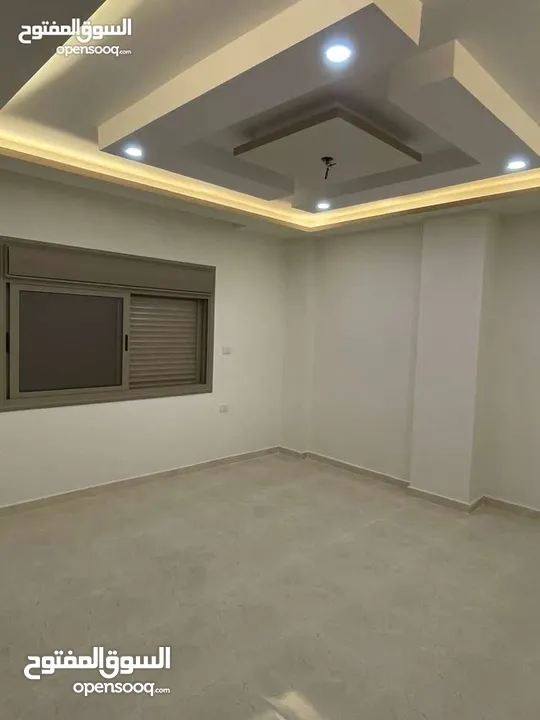 شقة مميزة سوبر ديلوكس طابق اول 150م اجمل مواقع الزرقاء الجديدة