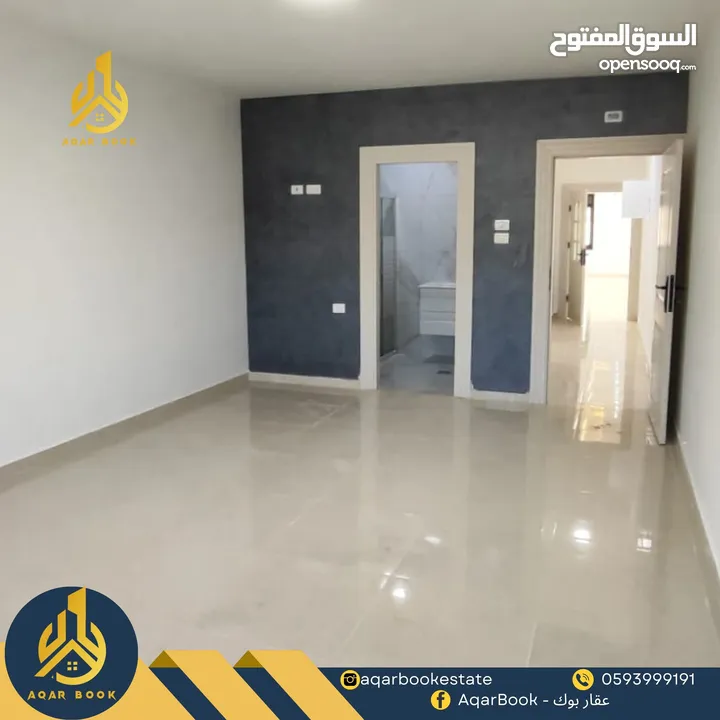شقة مميزة غير مفروشة للايجار ذات اطلالة خرافية