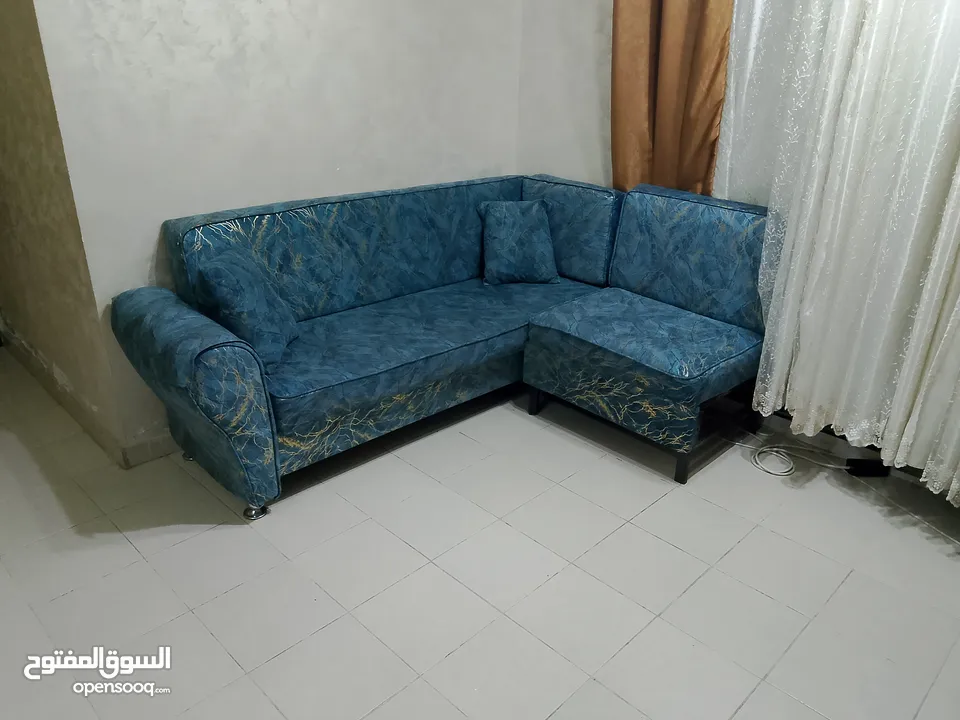 صوفيات حديد تفصيل حرف L بحالة الجديد يصلح