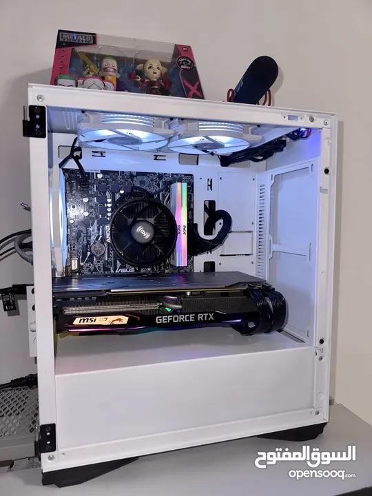 GAMING PC WHITE BUILD RYZEN 7 MSI RTX 2070 SUPER