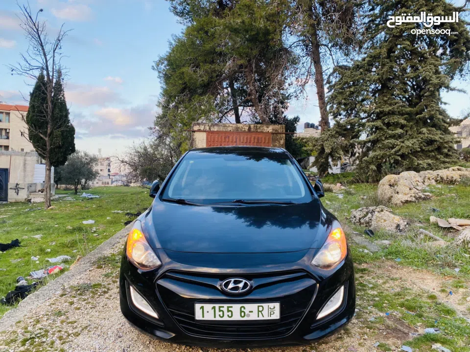 هونداي i30 فل اوتمات فل اضافات تبارك الله سيارة بحالة الشركة الله يبارك لصاحب النصيب..