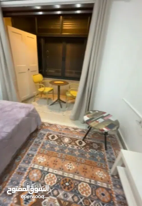 استوديو مفروش فرش فخم للبيع