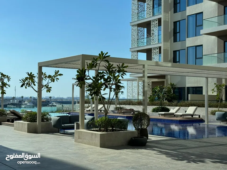 2 BR Modern Fully Furnished Flat in Al Mouj for Rent