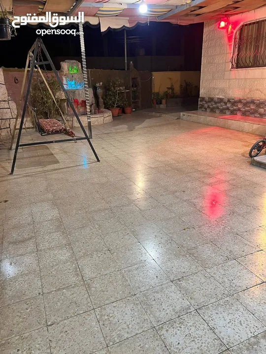 بيت مستقل للبيع