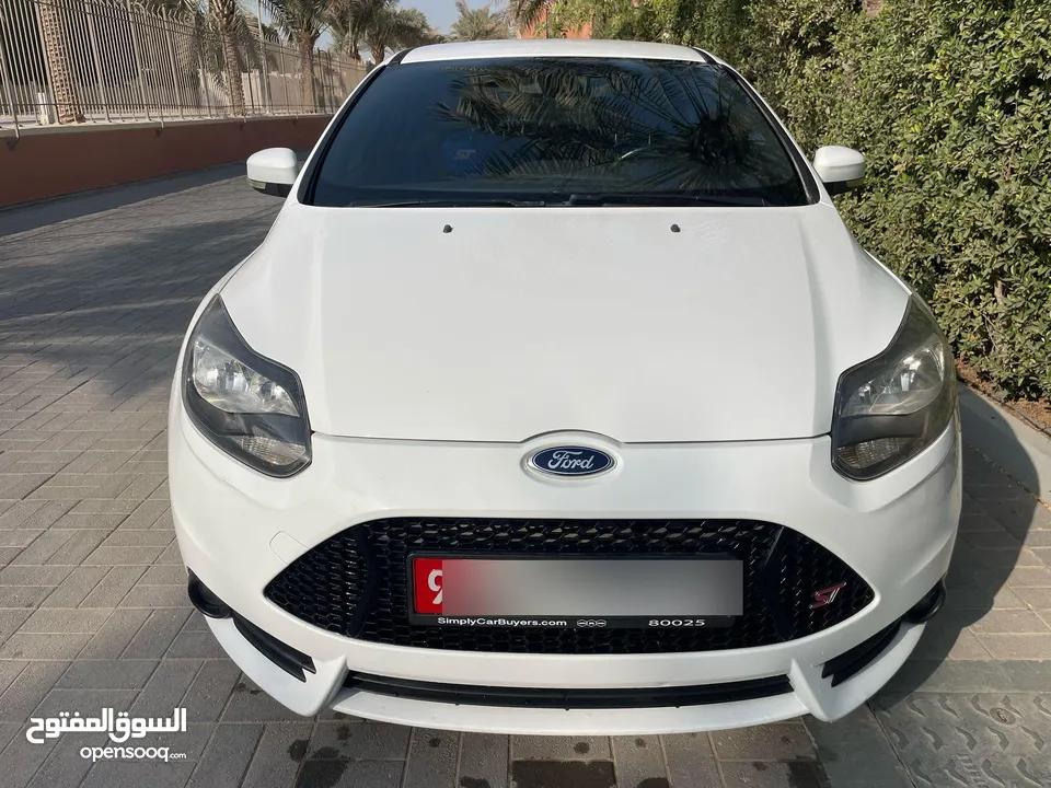 2014 ‏‎‏Ford Focus St ‏‎‏2.0 Turbo engine  ‏‎‏27000 AED