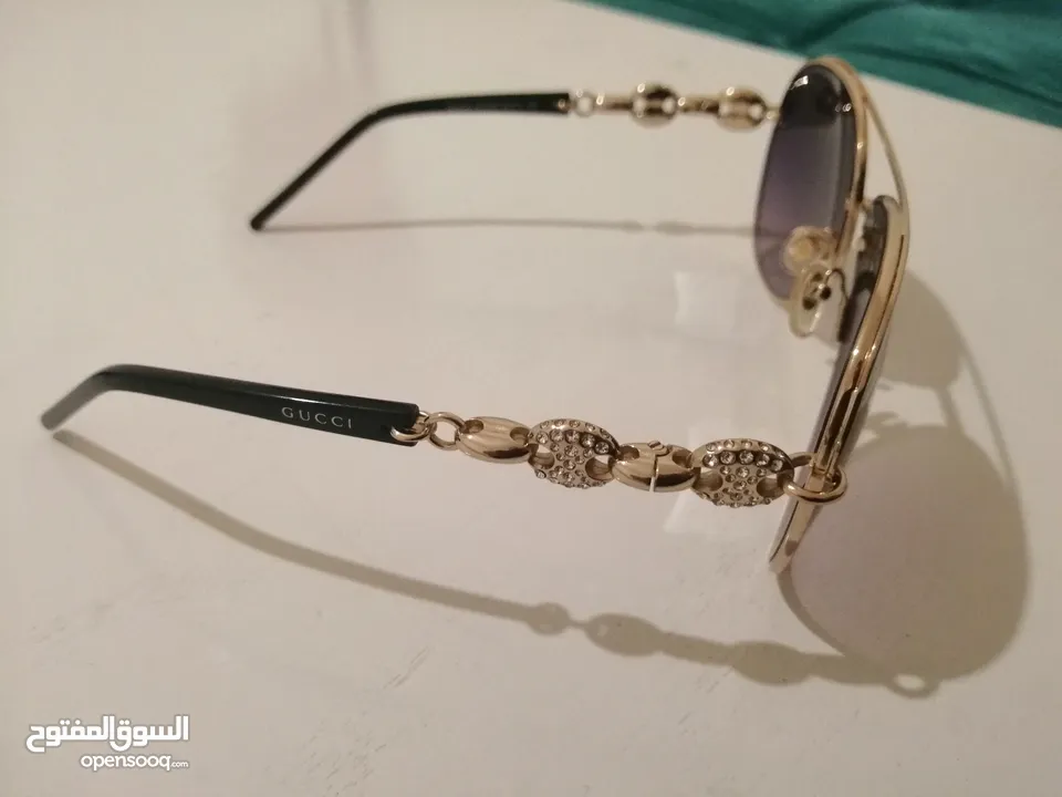 نظاره نسائيه وكاله عالميه GUCCI