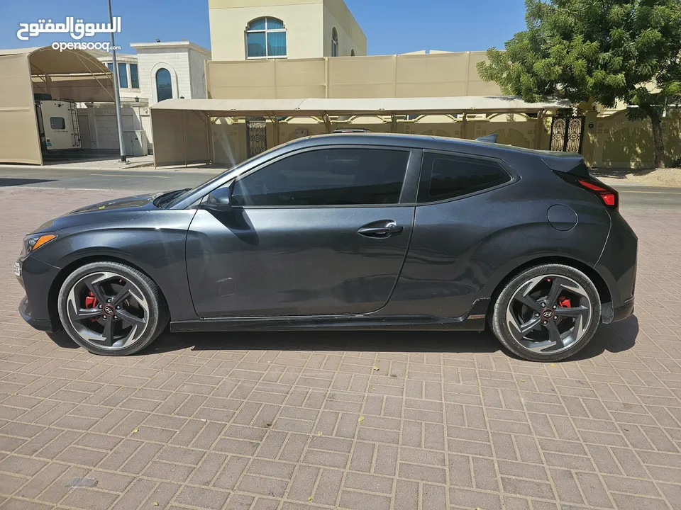 Hyondai Veloster 2020 1.6 turbo American space 71000 mi