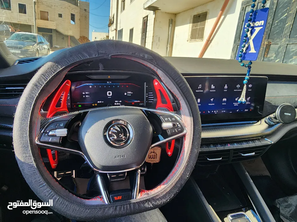 سكودا اوكتافيا vrs