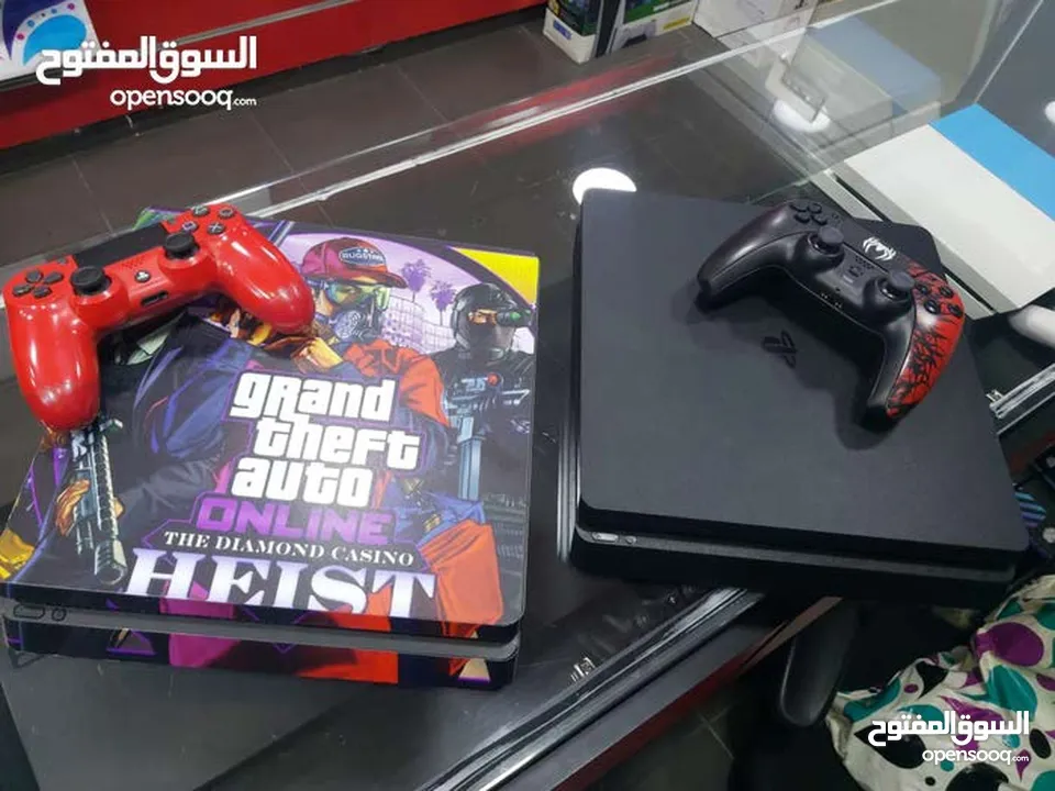 أجهزه بلايستيشن فور سلم مستخدم 500 قيقا  للبيع