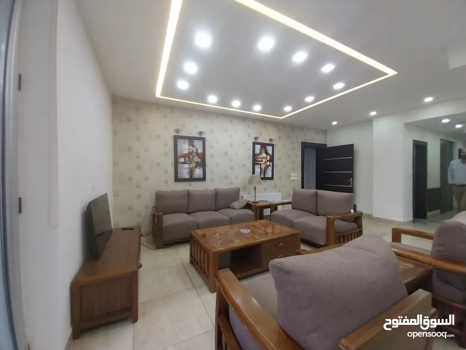 شقة للايجار في دير غبار  ( Property 34446 )