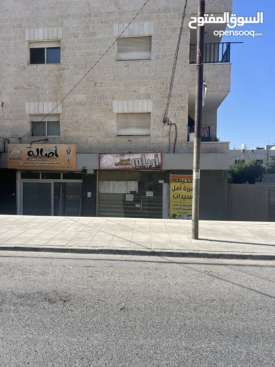 محل للإيجار في وسط السوق – موقع حيوي وأسعار مناسبة ويصلح لكافة الاعمال التجارية