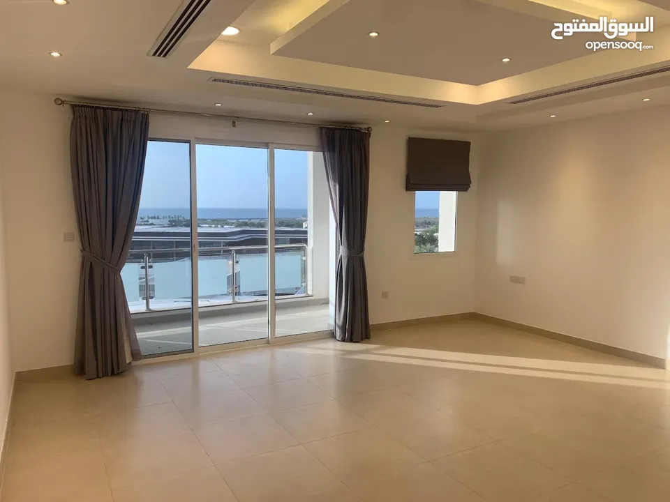 Top luxury 4BHK villa for rent in Madinat Al Ilam