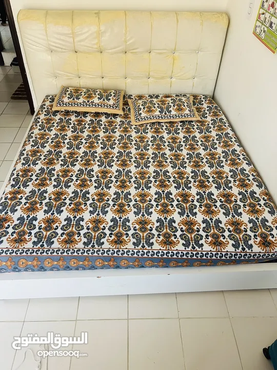 King size bed Size 180*200
