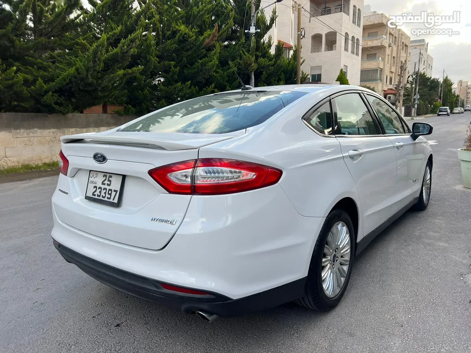 Ford Fusion Haybrid   2000cc موديل 2014