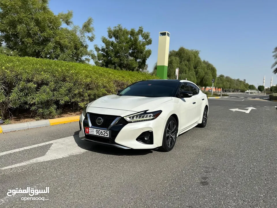 2020 Nissan Maxima SV 3.5L  Full Option  GCC Specifications