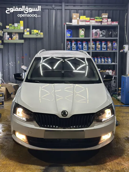 سكودا فابيا special edition شصي طويل بالكرتونة مش داخلة كراج بالصلاة على النبي