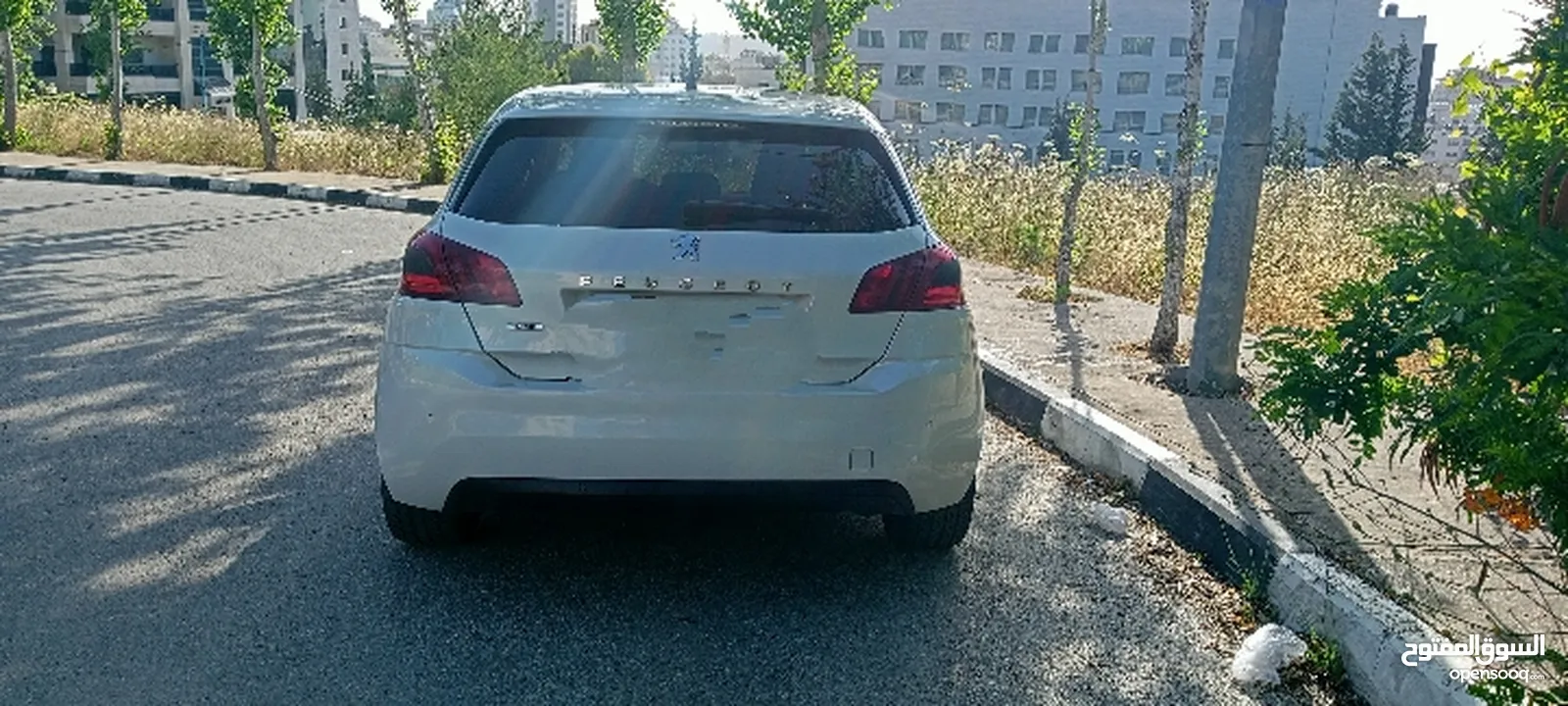 بيجو 308 بنزين موديل 2015