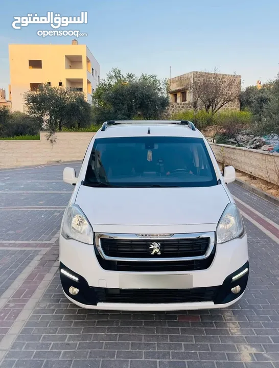 بيجو بارتنر للبيع