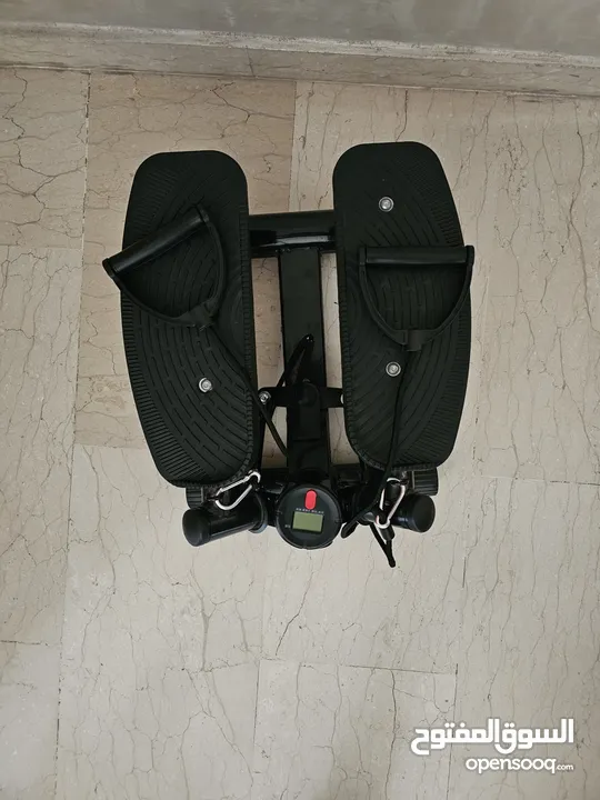 جهاز لياقة بدنية للخطوات مع احبال مقاومة - - Fitness Stepper Machine with Resistance Bands
