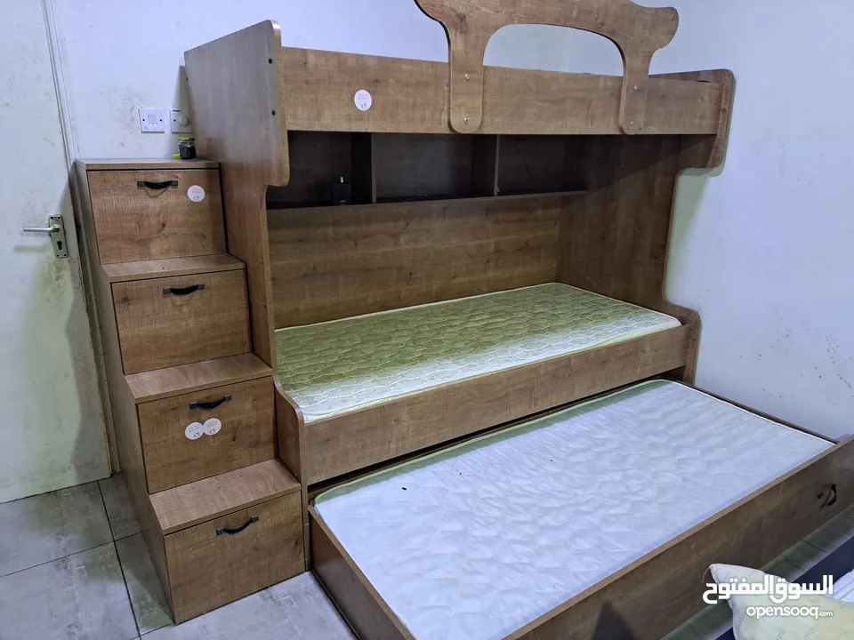 سرير للبيع : أثاث غرف نوم غرف نوم - اسّرة مستعمل : المنامة أخرى (223210912)