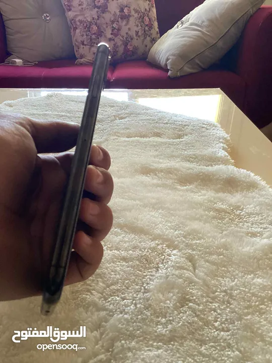 ايفون xs max وكاله مش مفتوح بالمره