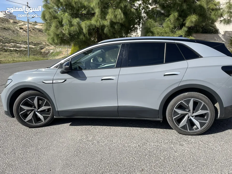 Volkswagen VW ID4 Crozz Pro 2021 استعمال شخصي فقط و فحص كامل للبيع