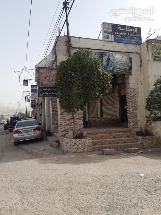 محل قهوة بجانب سلطة المياه الشارع الرئيسي قبل دوار عين الباشا ب 200 متر مقابل مسجد عثمان بن عفان