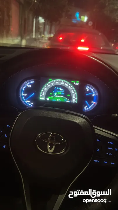 سياره البيع تويوتا R4