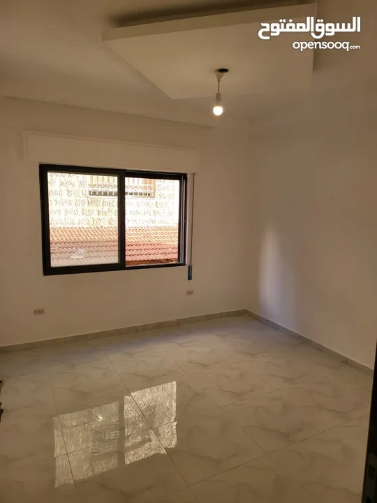 شقة سكنيه مميزه اطلاله رائعه