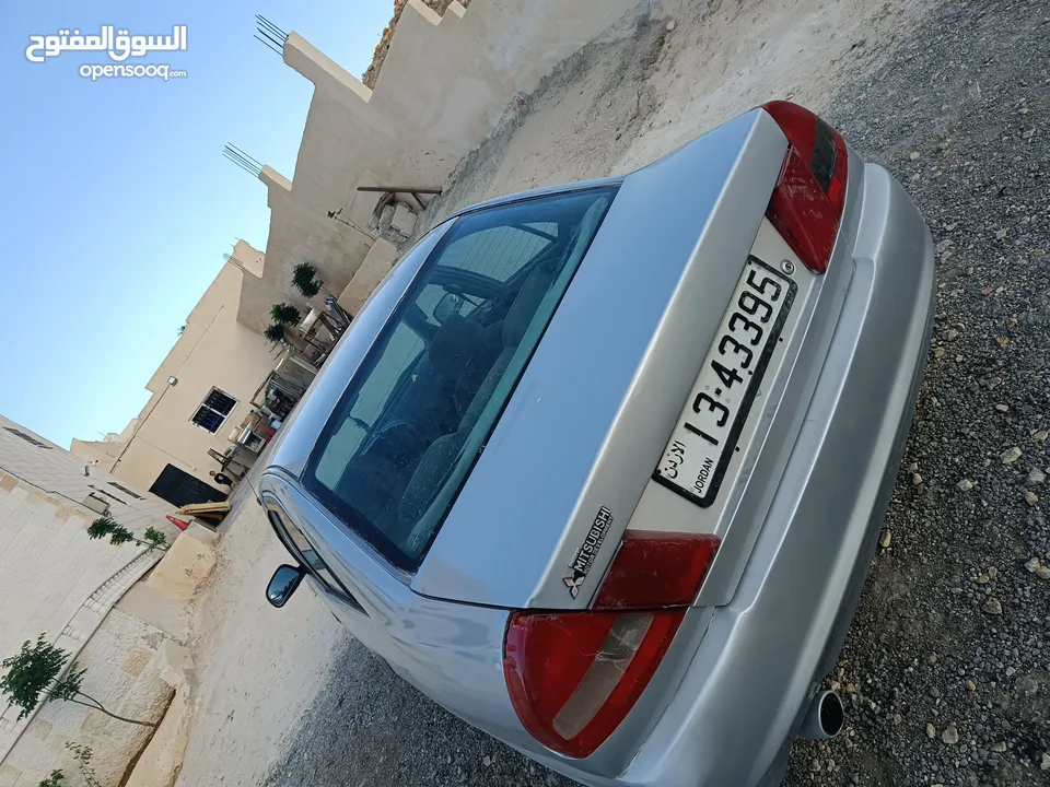 لانسر للبيع