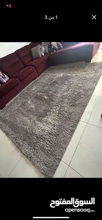 سجاد شاغي لون سكني مستعملة بحالة الجديد قياسها مترين بمترين ونص ممتازه وبسعر مناسب