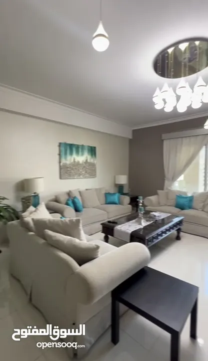 3 Bedrooms Duplex Apartment for Sale in Bausher REF:1072AR
