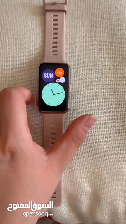 ساعة هواوي watch fit بحالة ممتازة