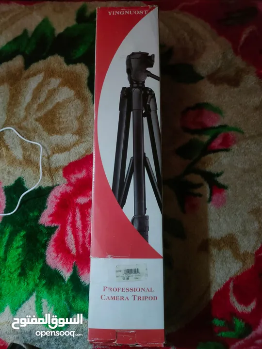 camera trpod حامل ثلاثي القوائم احترافي من الألومنيوم, باللون الأسود