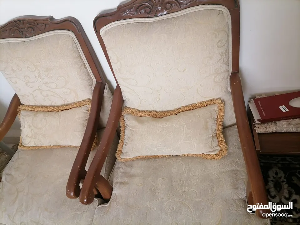 طقم كنب للبيع